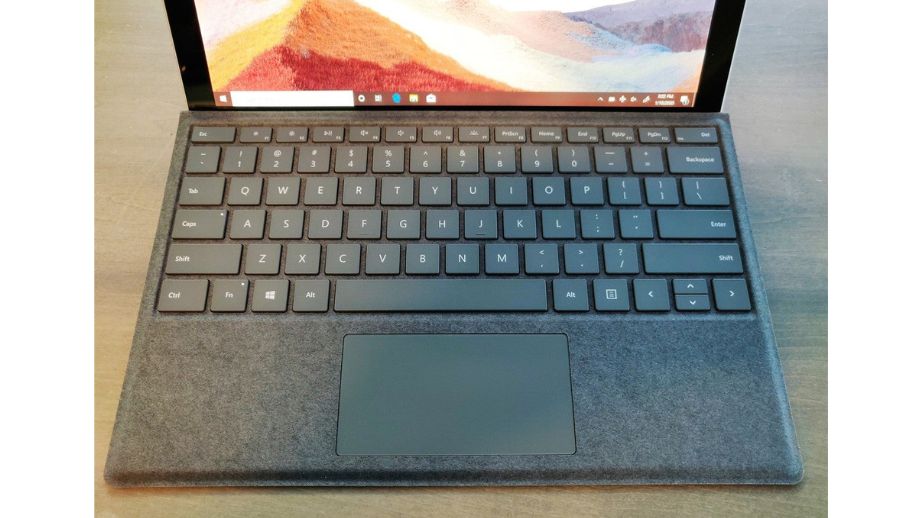 Microsoft Surface Pro 7 Core i3 - Bàn phím type cover