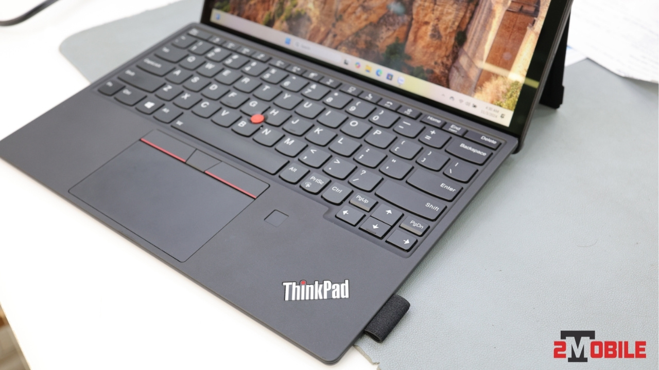 Review bàn phím ThinkPad X12 Detachable 2021