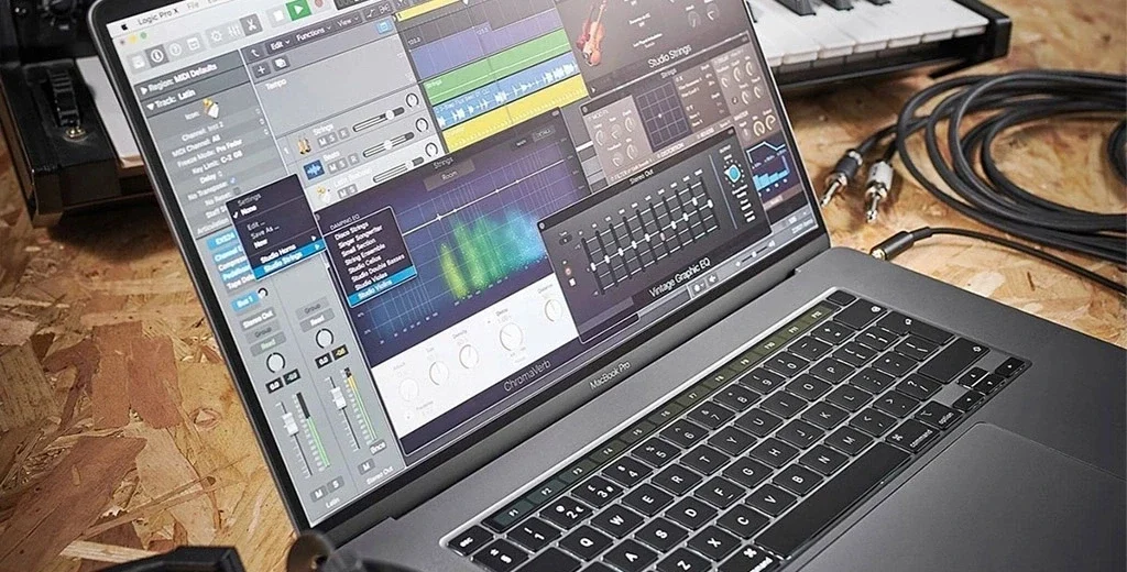 macbook pro 16 inch- 2tmobile