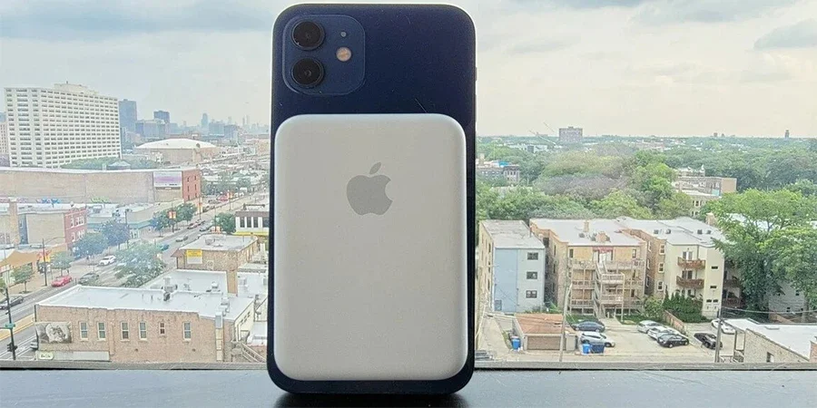 sử dụng sạc không dây thay vì bộ sạc cổng USB Type C