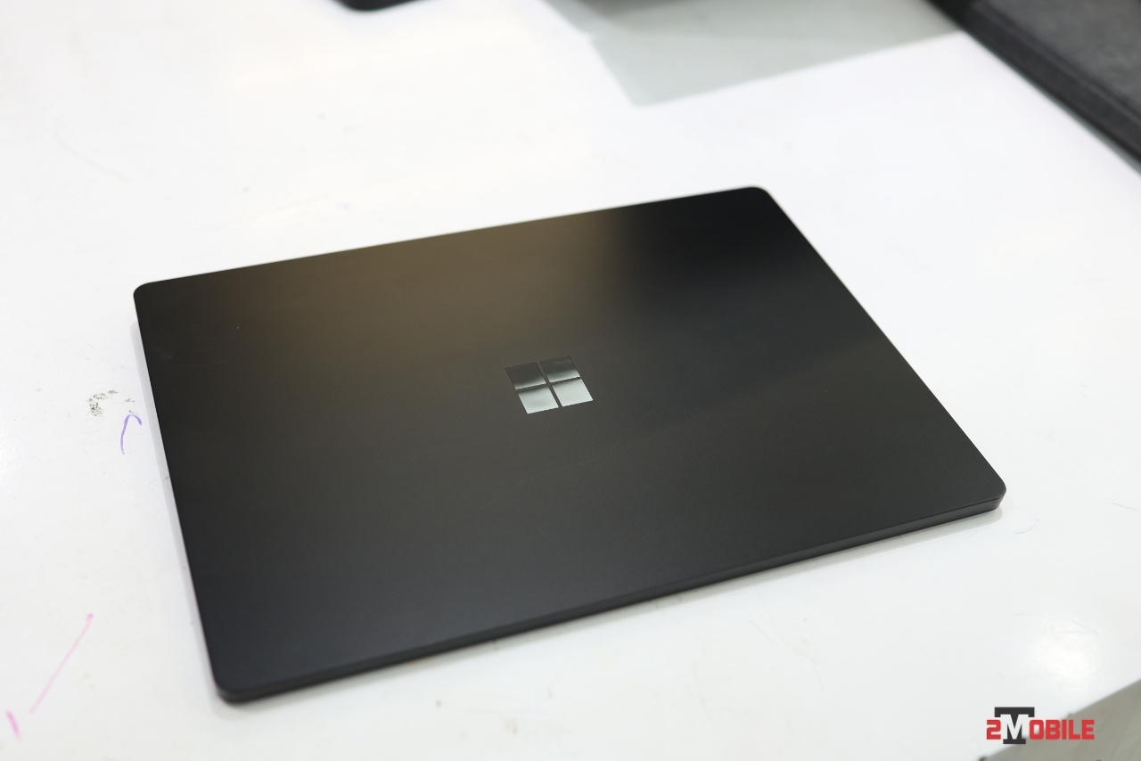 Surface Laptop 5 13 inch đen