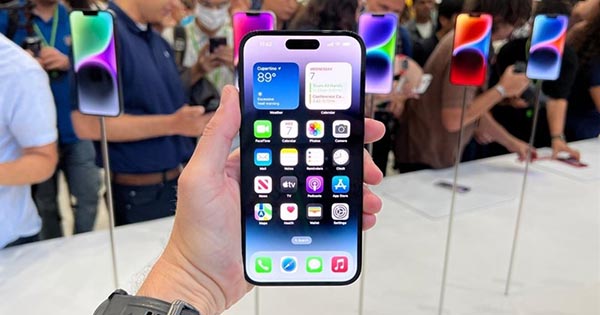 Màn hình trên iPhone 14 Pro là Retina XDR