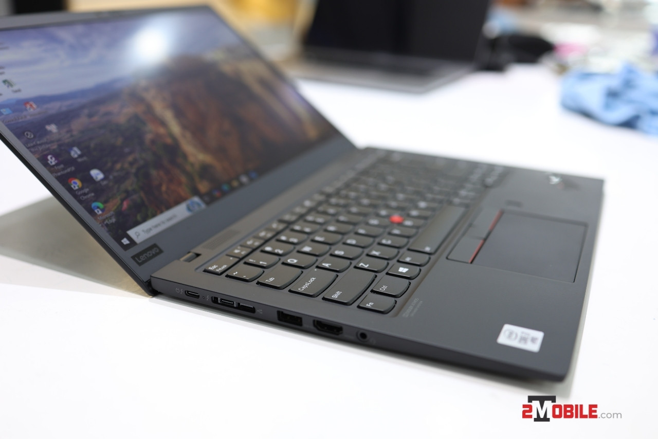 Cổng kết nối trái ThinkPad X1 carbon Gen 8