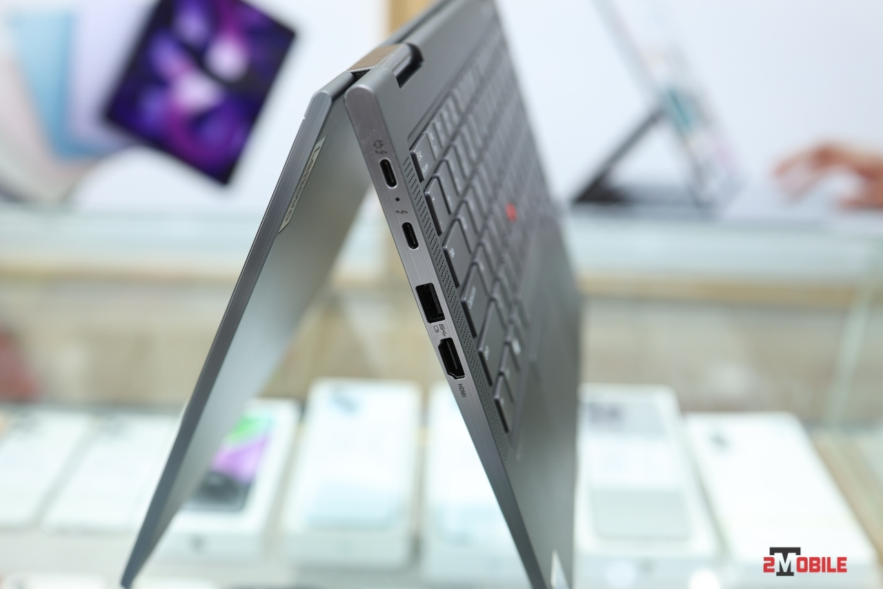 ThinkPad X1 Yoga Gen 6 thiết kế xoay gập 360 độ