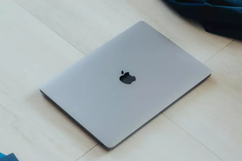 Macbook Pro M1 và Intel có thiết kế đồng nhất Macbook Pro M1 và Intel có thiết kế đồng nhất