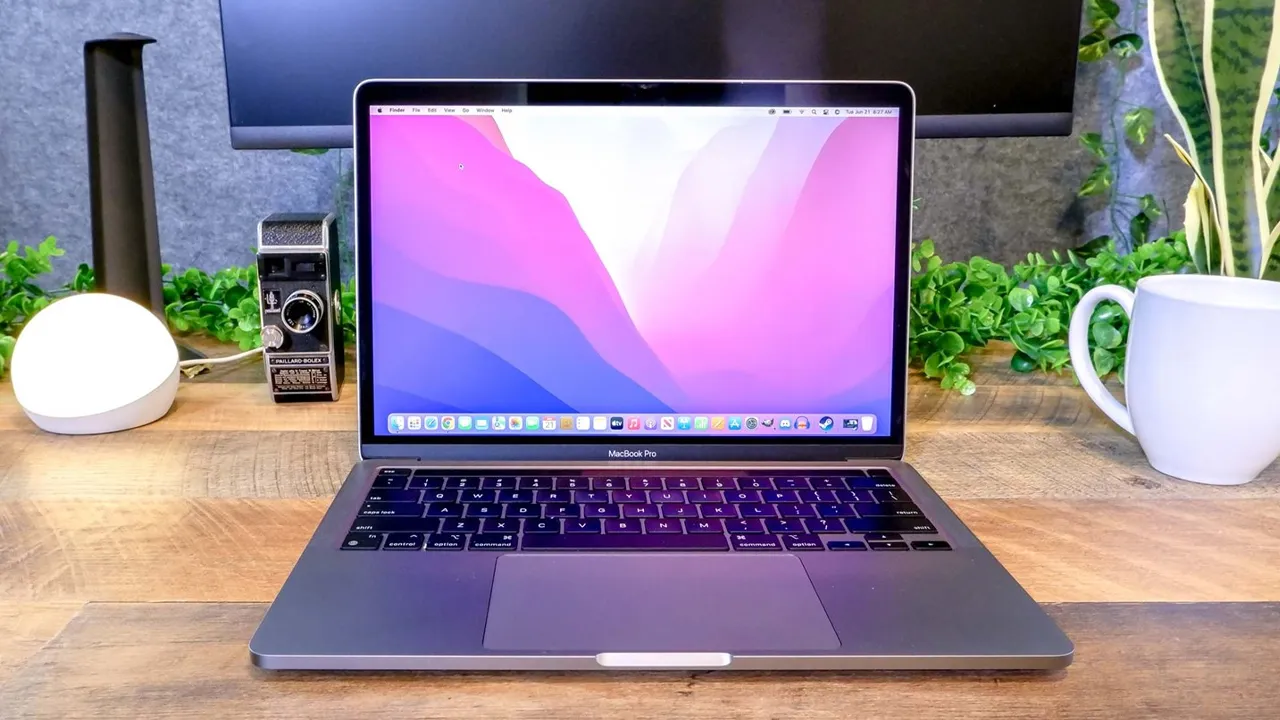 Camera video call - Sự vượt trội nghiên về MacBook Pro