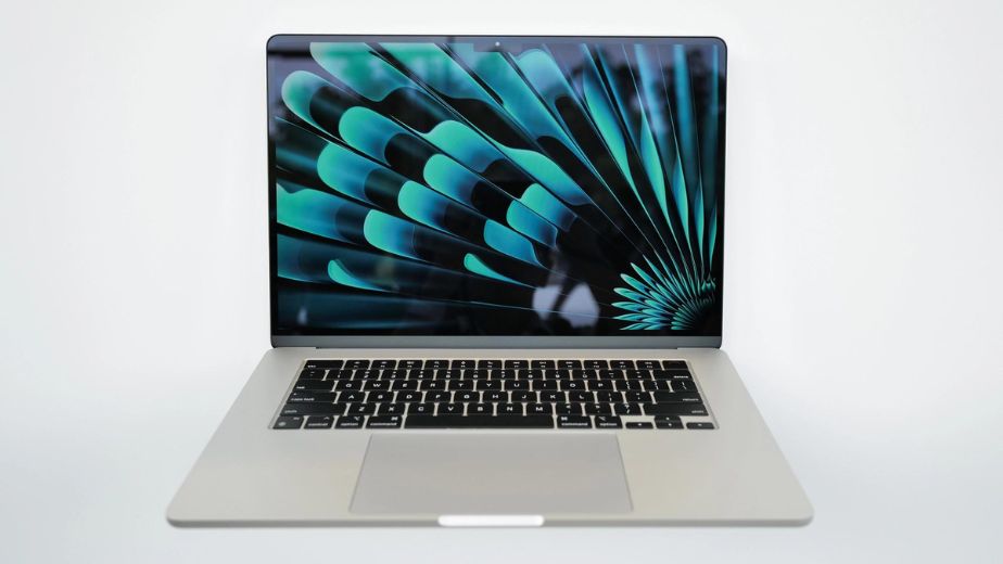 màn hình macbook air 15 inch 2023