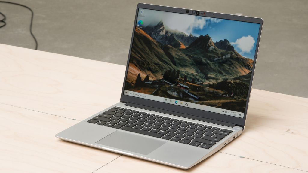 Thời lượng pin Laptop Framework 2021