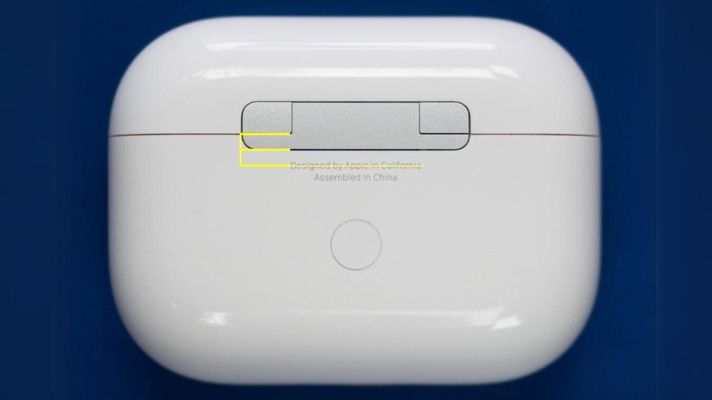 Kiểm tra hộp sạc AirPods Pro