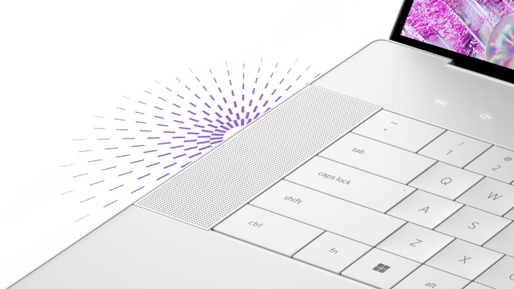 Review bàn phím Dell XPS 16 9640