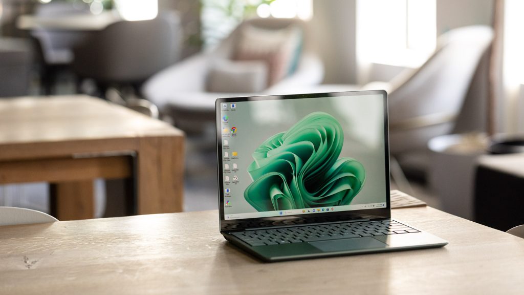 Surface Laptop Go 3 màn hình cảm ứng