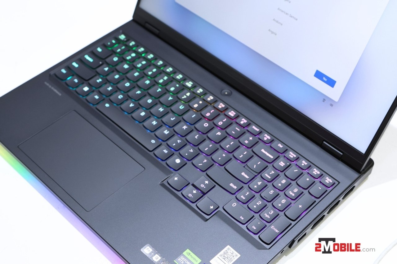 Bàn phím Legion Pro 7i 2024