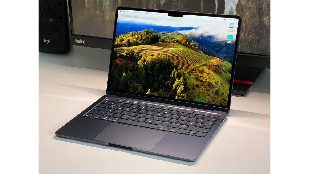 Macbook air M3 - màn hình Liquid Retina 13 inch