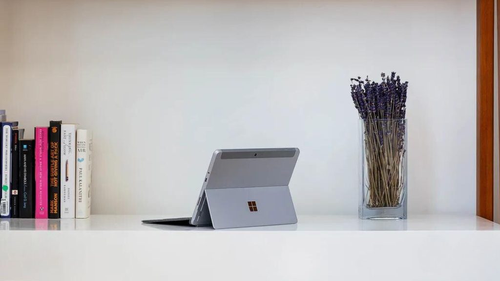 Camea Microsoft Surface Go 2018