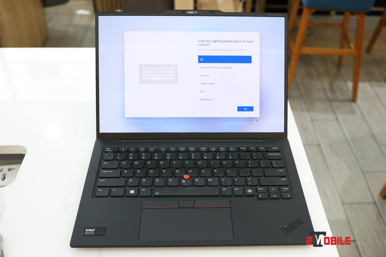 ThinkPad X1 Carbon Gen 12 Core Ultra 2024