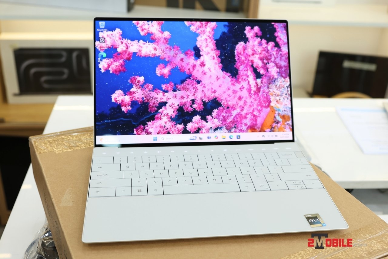 Màn hình Dell XPS 13 Plus 9320 trắng
