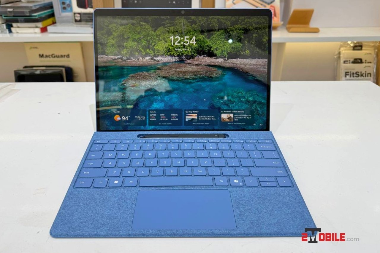 Màn hình Surface Pro 11 Snapdragon X Plus