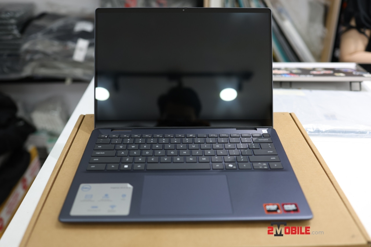 Màn hình Dell Inspiron 14 7445 2-in-1 (2024)