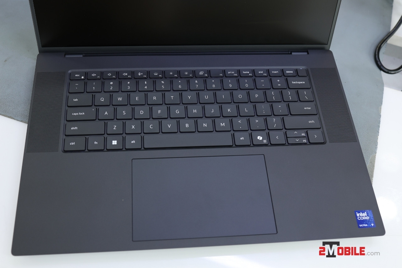 Bàn phím Dell Precision 5690