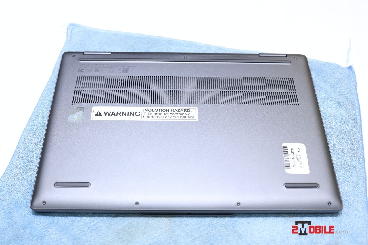 thiết kế mặt đáy Lenovo Yoga 7 2-in-1 2024