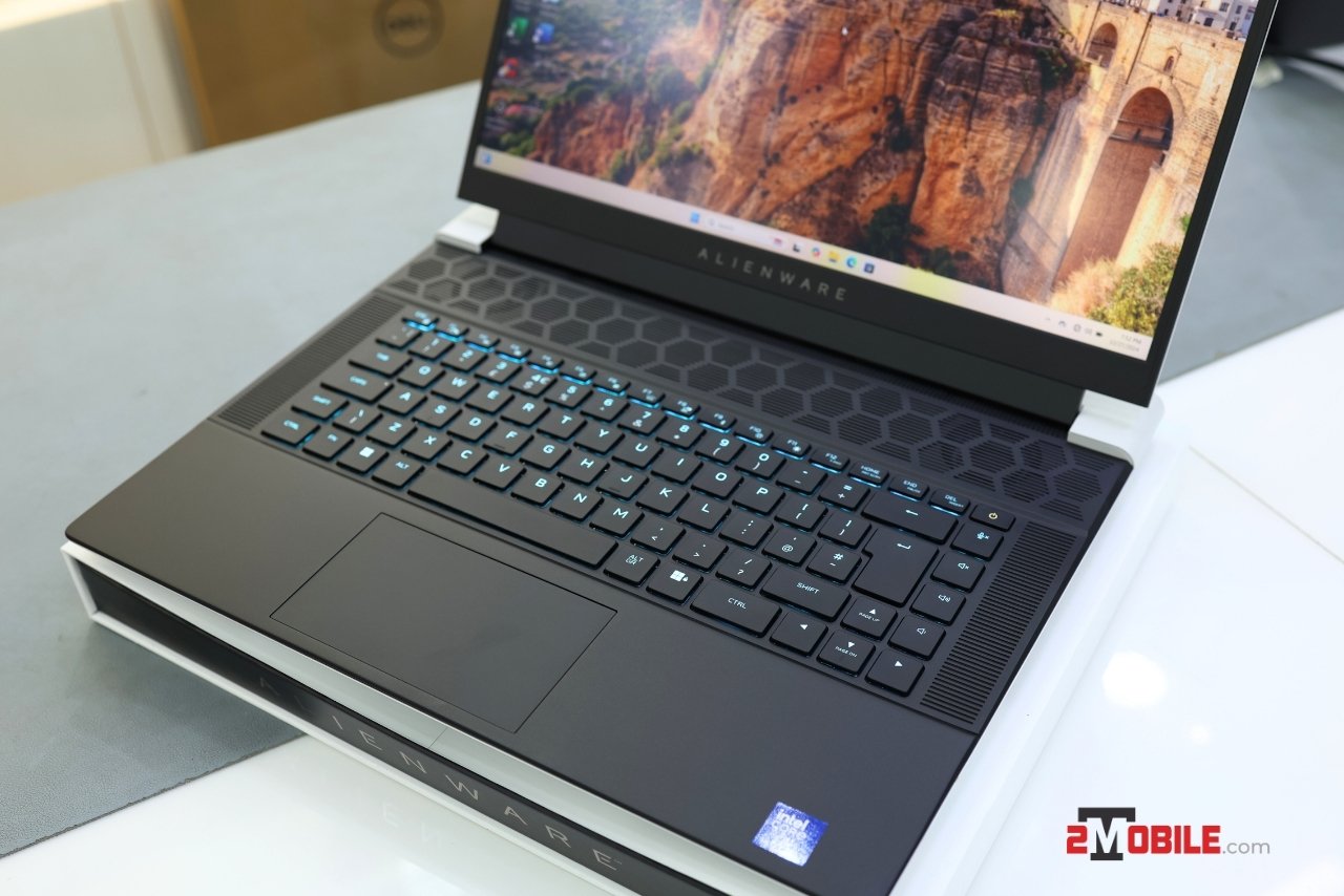 Hiệu năng Dell Alienware X16 R2