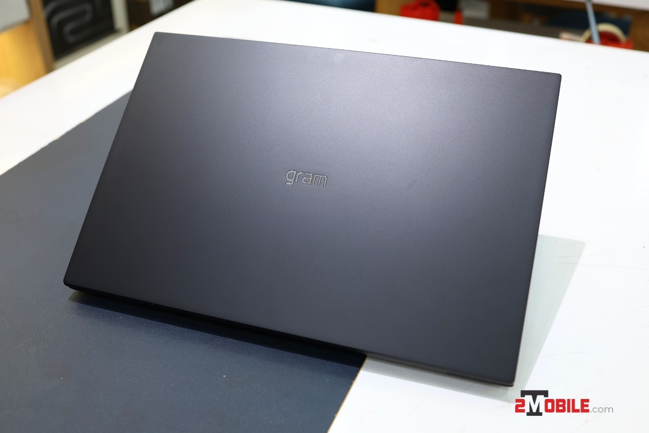LG Gram Pro 16Z90SP vỏ hợp kim
