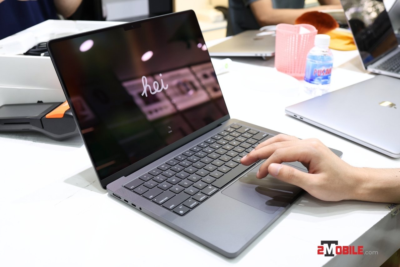 Màn hình Macbook Pro M4 14 inch 2024