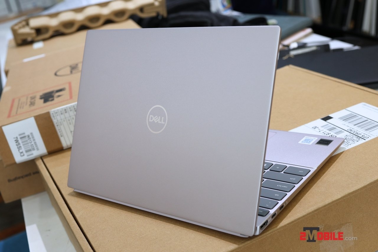 Thiết kế của Dell Inspiron 5330 2024