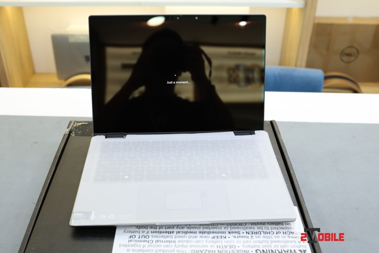 Mở hộp Latitude 7350 2 in 1