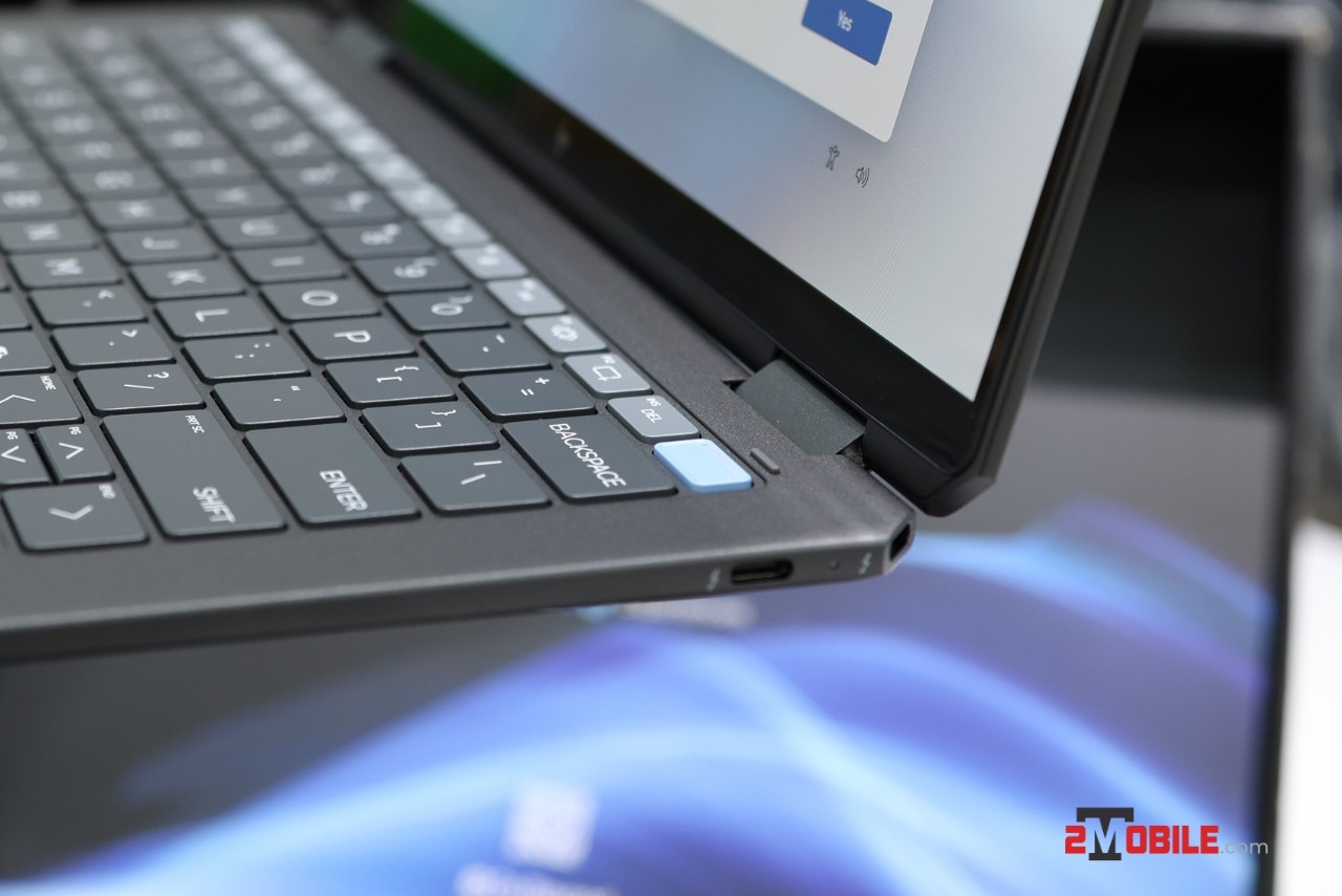 Cổng thunderbolt trên HP OmniBook Ultra Flip 14