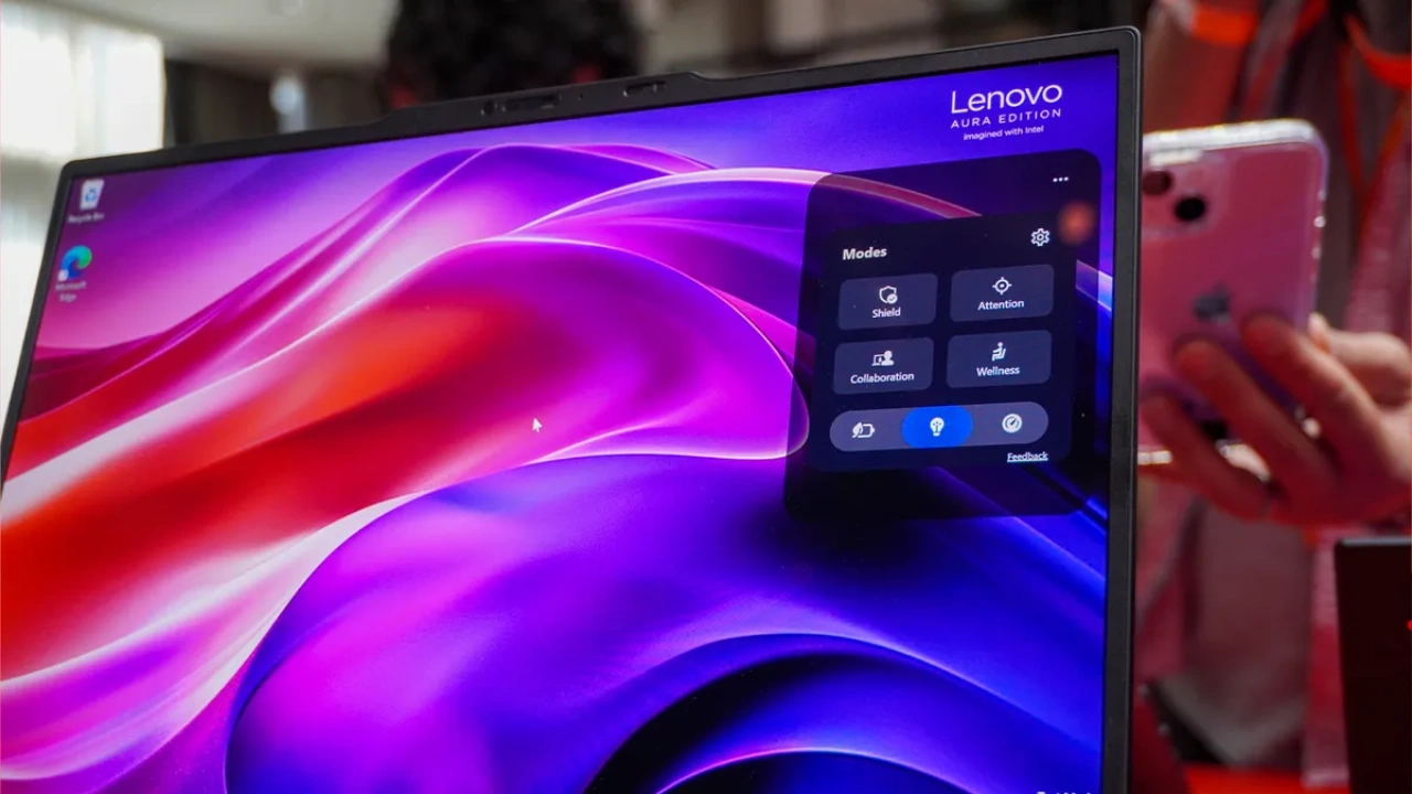 ThinkPad X1 Carbon Gen 13 sharp screen