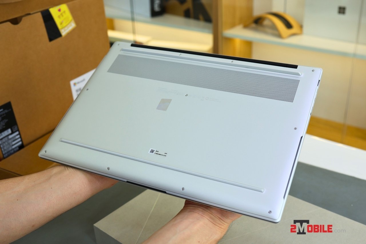 Tản nhiệt ASUS Zenbook S 16 2024