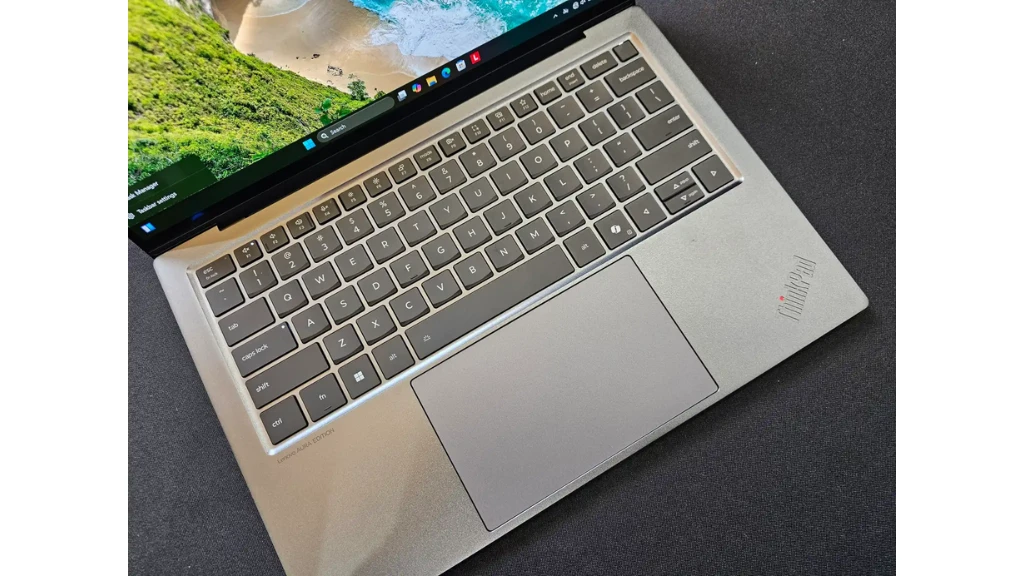lenovo-thinkpad-x9-aura-edition-key