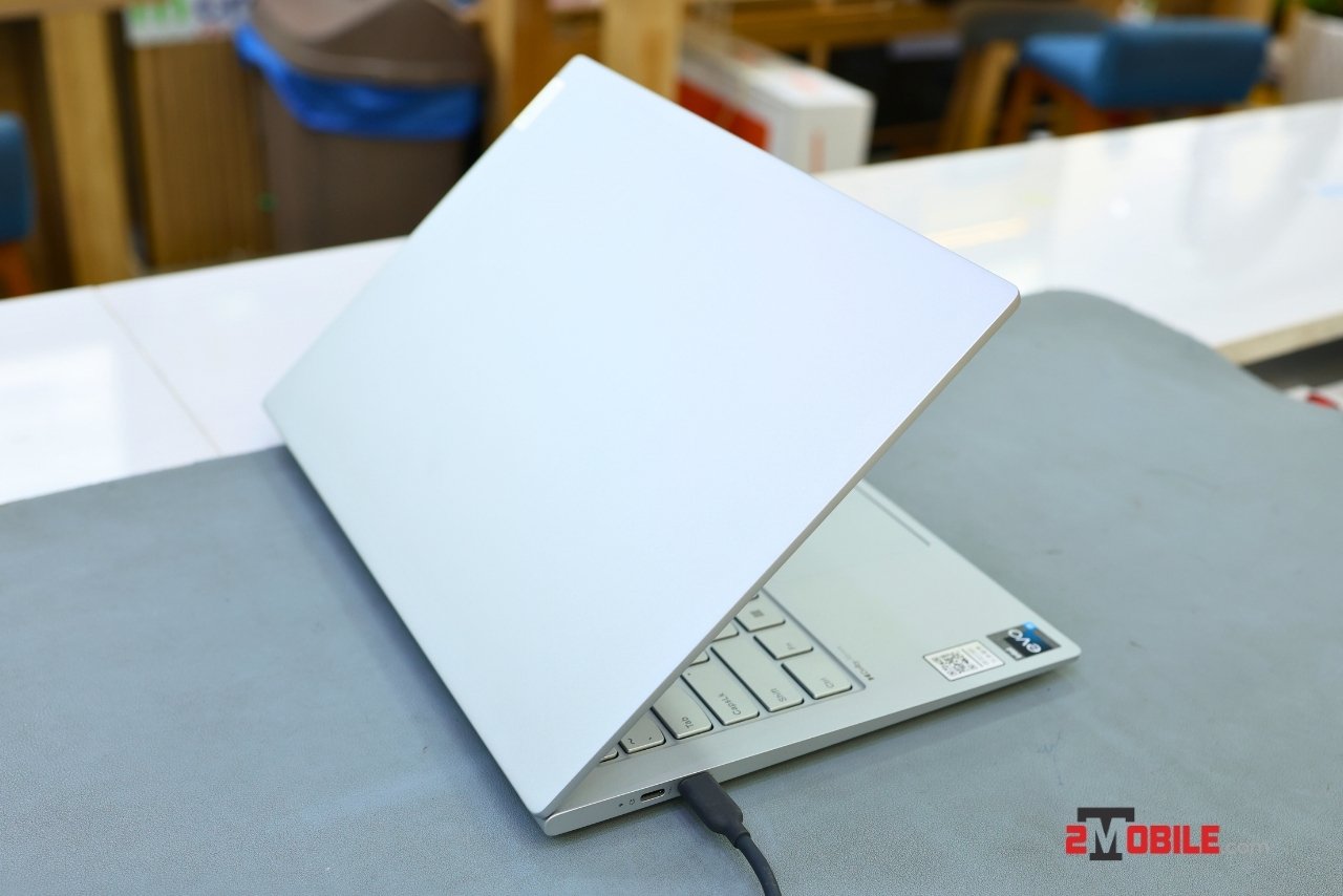 Thiết kế Lenovo Xiaoxin Pro 14IAH5R